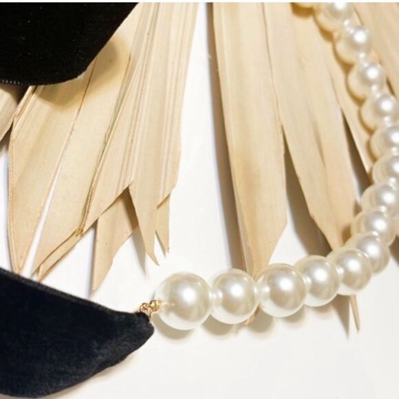 Anthro pearl choker #576 - Picture 3 of 7